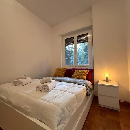 The Sereno-5 * Rome